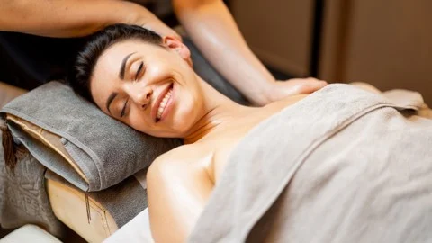 massage cổ vai gáy có tác dụng gì